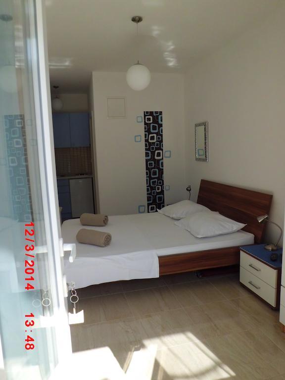 Apartments Viskovic Makarska Zimmer foto